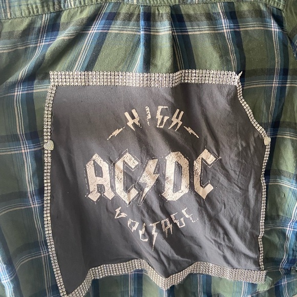 Ac/dc high voltage graphic tee on back of Style & Co. Blue and Green Plaid Shirt - Picture 2 of 9